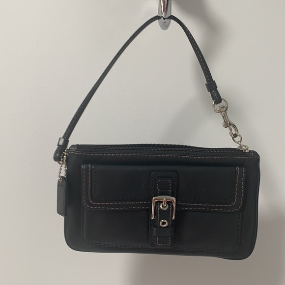 Coach Black Buckle Wristlet - Picture 4 of 7